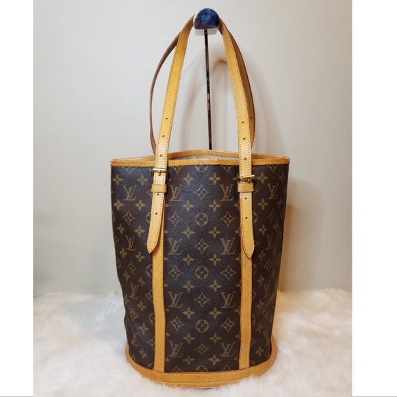 Louis Vuitton Handbags - 🔥SOLD🔥